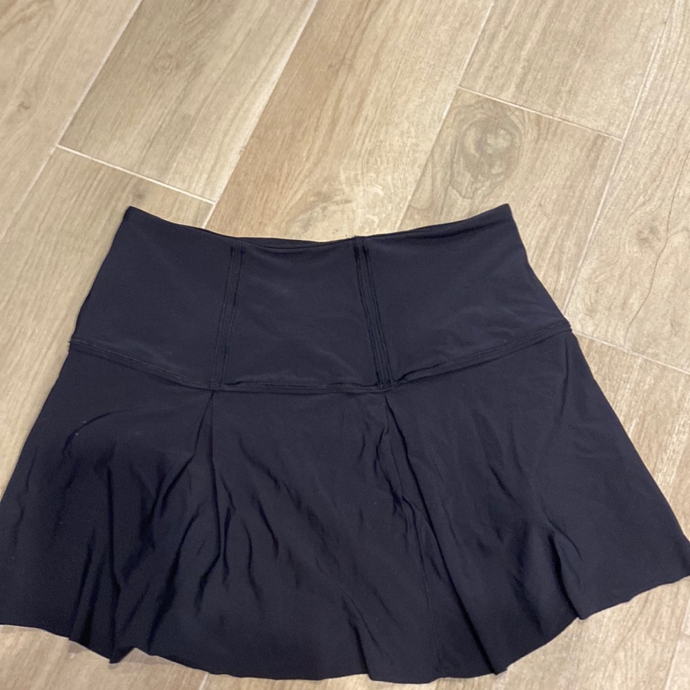 Lululemon tennis skirt size 4